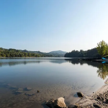 Lovelystay - Casa Guimas *