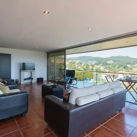 Lovelystay - Casa Guimas * Penafiel